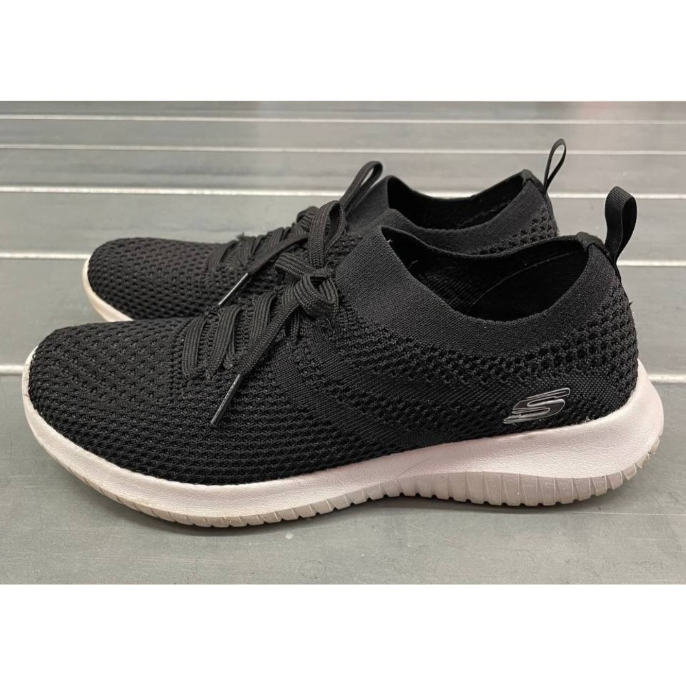 Skechers Ultra Flex Walking‎ Sneakers Womens 6.5 Black  Slip On Shoes